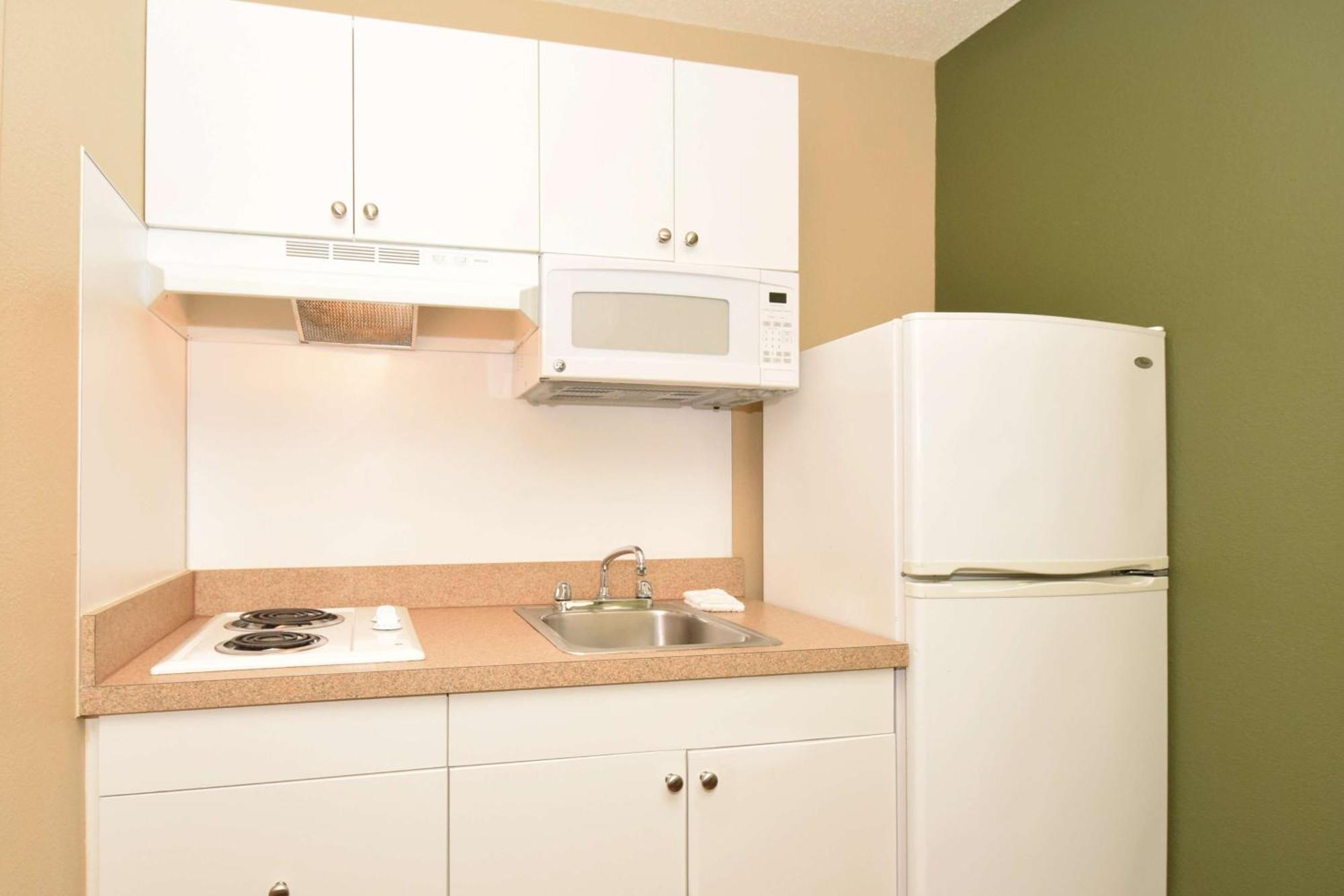 Extended Stay America Select Suites - Durham - University - Ivy Creek Blvd Ngoại thất bức ảnh