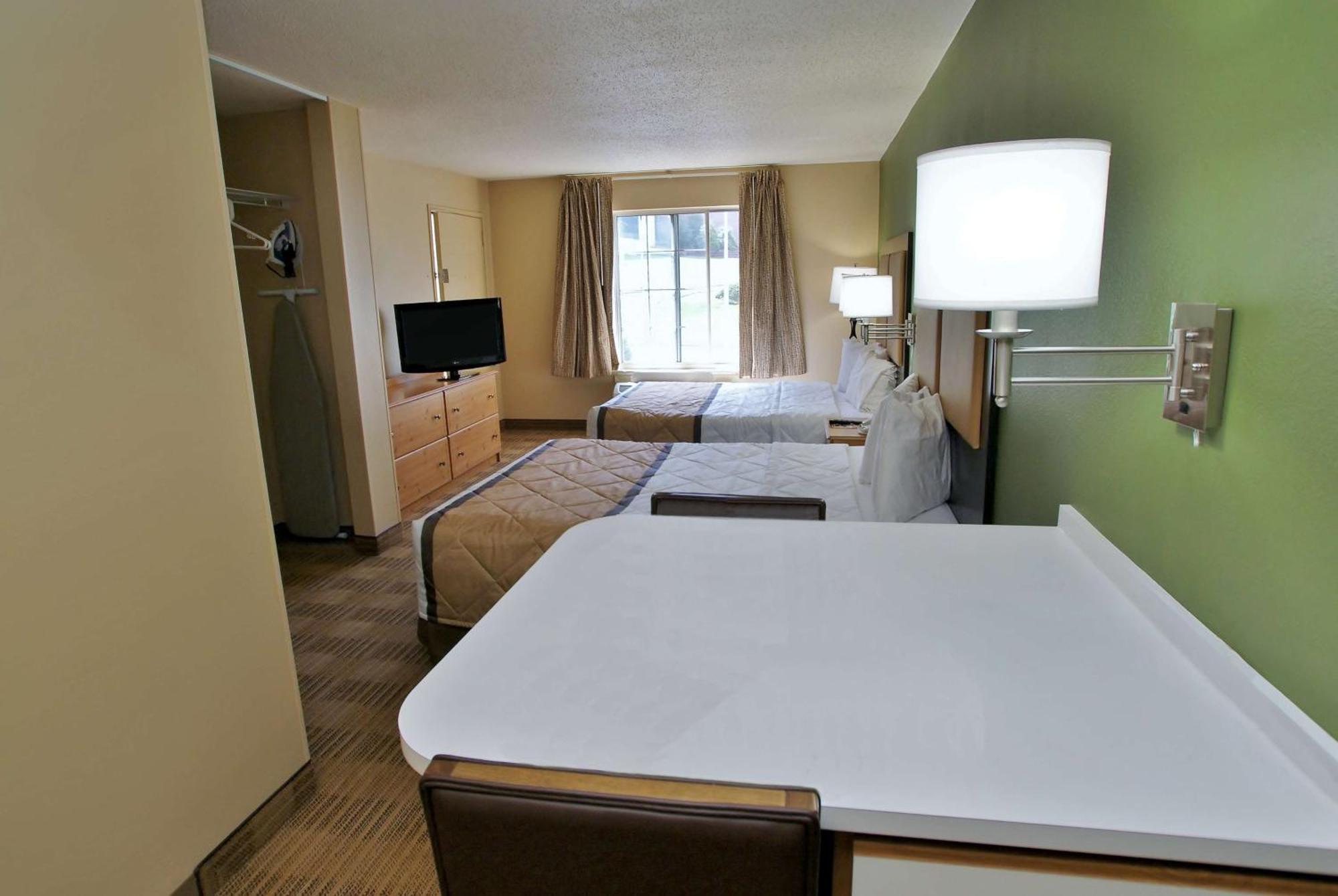 Extended Stay America Select Suites - Durham - University - Ivy Creek Blvd Ngoại thất bức ảnh