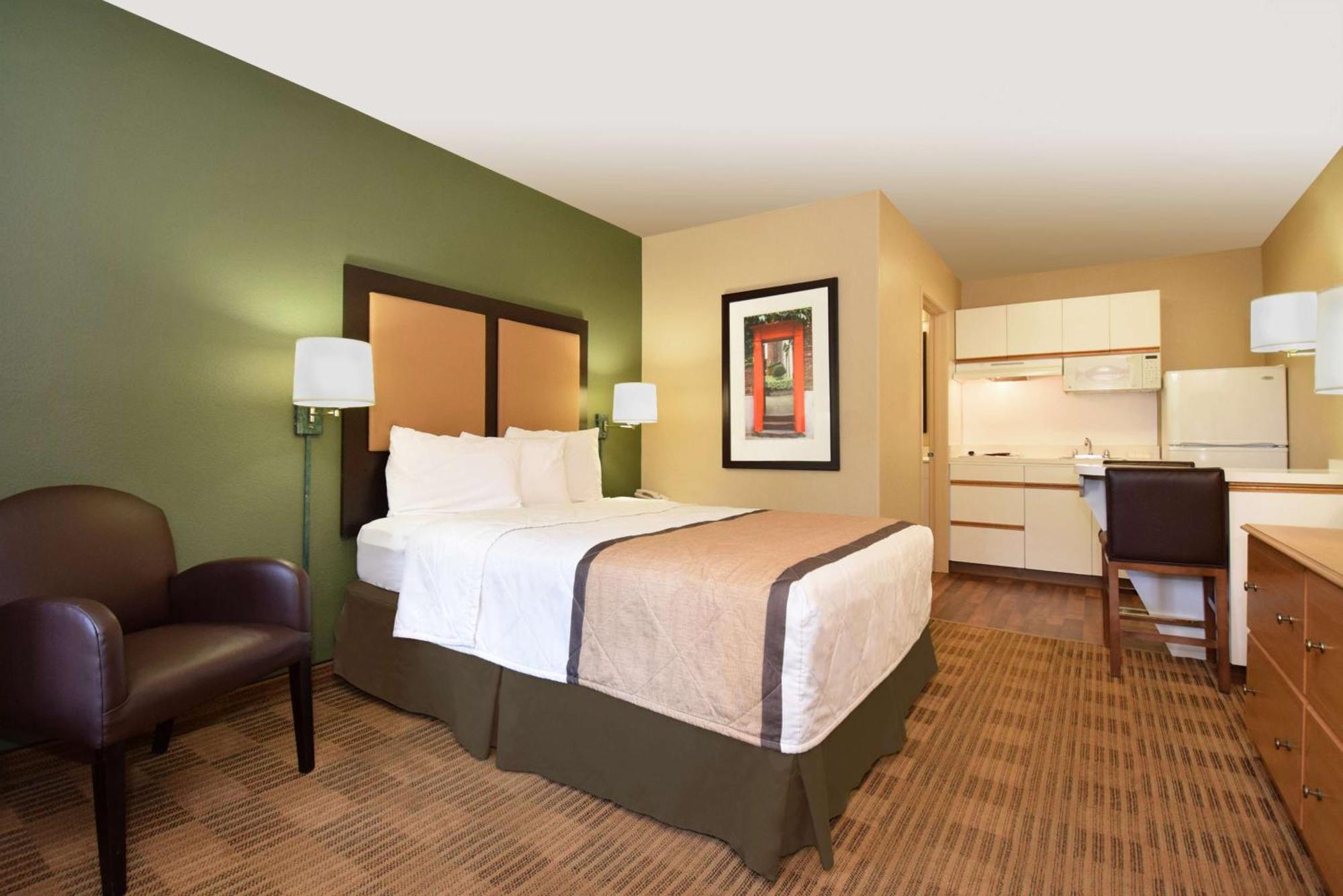Extended Stay America Select Suites - Durham - University - Ivy Creek Blvd Ngoại thất bức ảnh