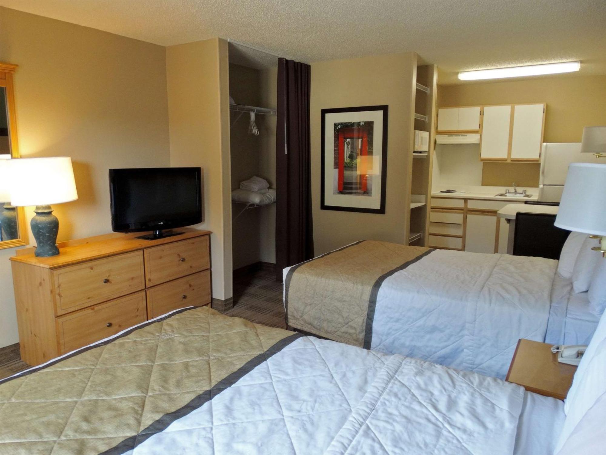 Extended Stay America Select Suites - Durham - University - Ivy Creek Blvd Ngoại thất bức ảnh