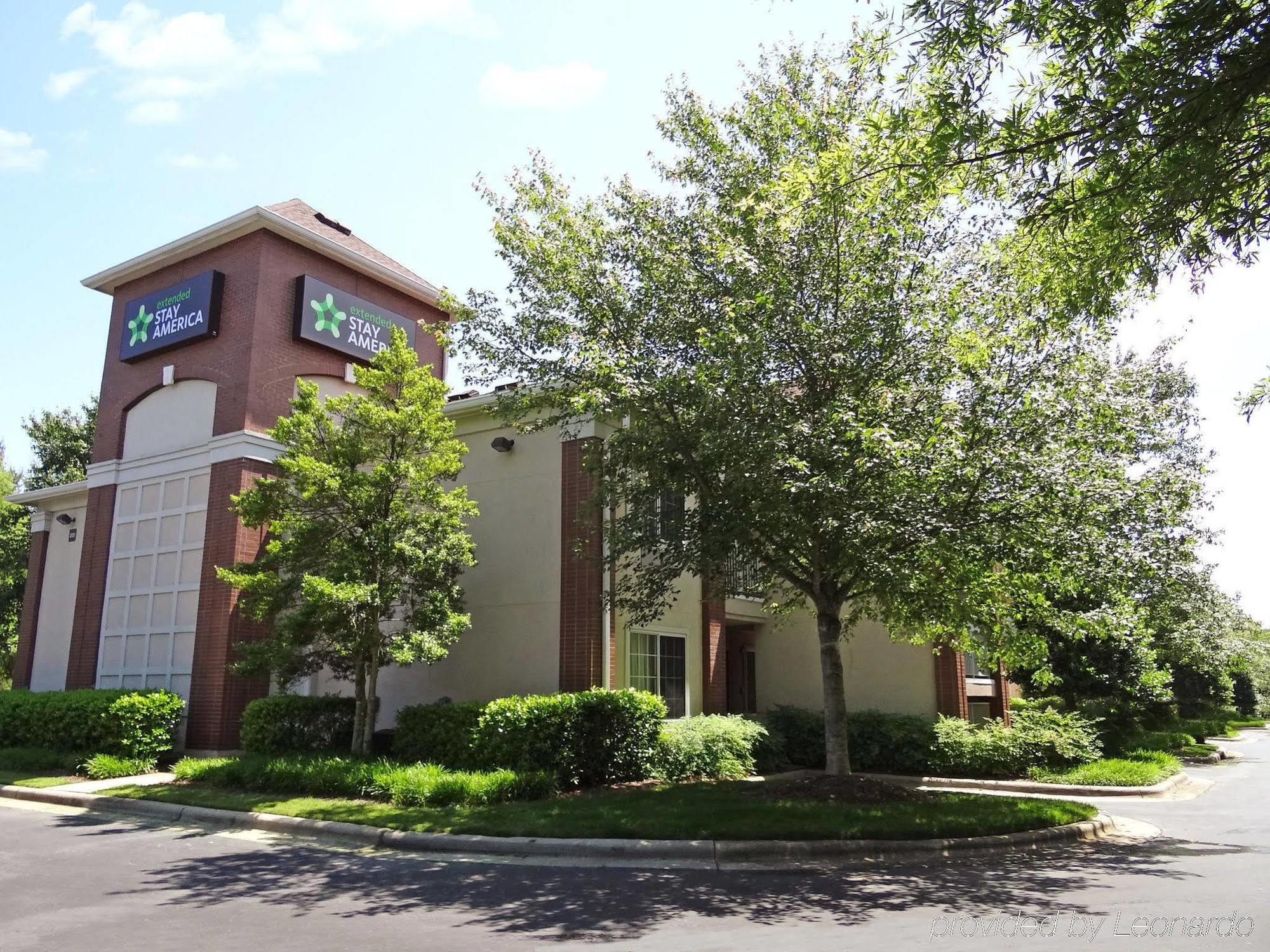 Extended Stay America Select Suites - Durham - University - Ivy Creek Blvd Ngoại thất bức ảnh
